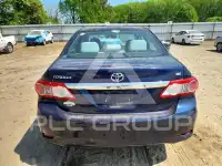 2013 Toyota COROLLA фото