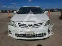 2013 Toyota COROLLA фото