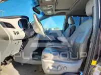 2013 Toyota SIENNA фото