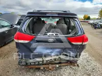2013 Toyota SIENNA photo