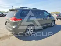 2013 Toyota SIENNA фото