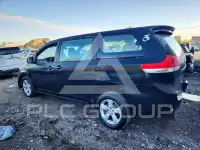 2013 Toyota SIENNA фото