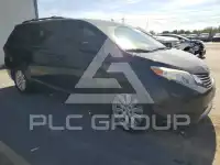 2013 Toyota SIENNA фото