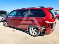 2013 Toyota SIENNA фото
