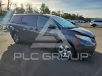 2013 Toyota SIENNA фото