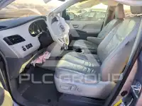 2013 Toyota SIENNA фото