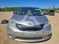 2013 Toyota SIENNA фото
