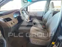 2013 Toyota SIENNA фото