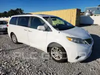 2013 Toyota SIENNA фото