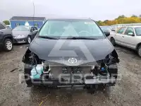 2013 Toyota SIENNA photo