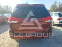 2013 Toyota SIENNA фото