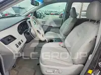 2013 Toyota SIENNA фото