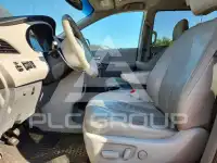 2013 Toyota SIENNA photo