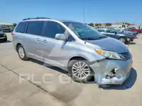 2013 Toyota SIENNA фото