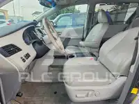2013 Toyota SIENNA фото