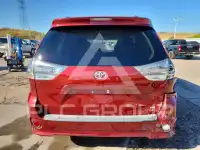 2013 Toyota SIENNA фото