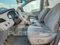 2013 Toyota SIENNA фото