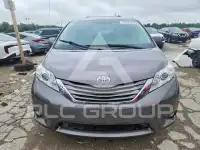 2013 Toyota SIENNA фото