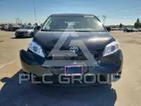 2013 Toyota SIENNA photo