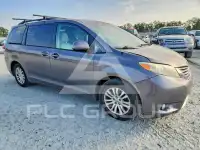 2013 Toyota SIENNA фото