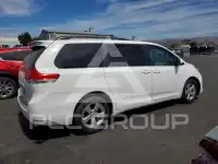 2013 Toyota SIENNA фото