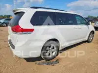 2013 Toyota SIENNA фото