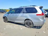 2013 Toyota SIENNA фото