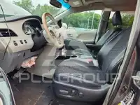 2013 Toyota SIENNA фото