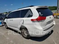 2013 Toyota SIENNA фото