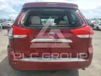 2013 Toyota SIENNA фото