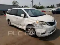 2013 Toyota SIENNA фото