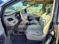 2013 Toyota SIENNA фото