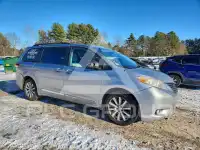 2013 Toyota SIENNA фото