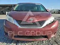 2013 Toyota SIENNA фото