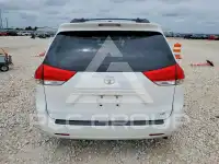 2013 Toyota SIENNA фото