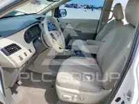 2013 Toyota SIENNA фото