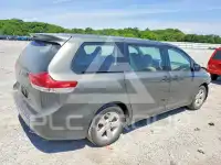 2013 Toyota SIENNA фото