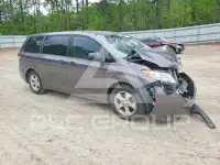 2013 Toyota SIENNA фото