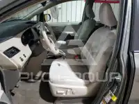 2013 Toyota SIENNA фото