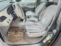 2013 Toyota SIENNA фото