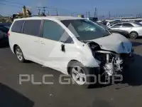2013 Toyota SIENNA фото