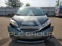 2013 Toyota SIENNA фото