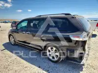 2013 Toyota SIENNA фото