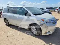 2013 Toyota SIENNA фото
