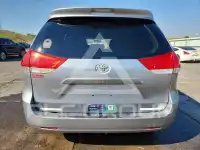 2013 Toyota SIENNA фото