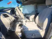 2013 Toyota SIENNA photo