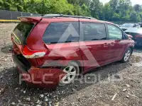 2013 Toyota SIENNA фото