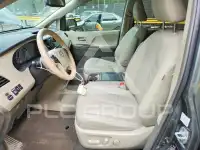 2013 Toyota SIENNA фото