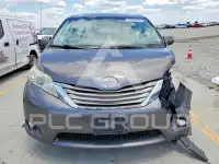 2013 Toyota SIENNA фото