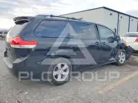 2013 Toyota SIENNA фото